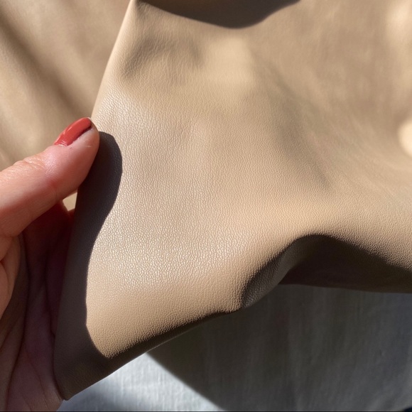 🍂 ZARA TAN FAUX LEATHER HIGH WAIST STRAIGHT LEG PANTS! - Picture 5 of 11